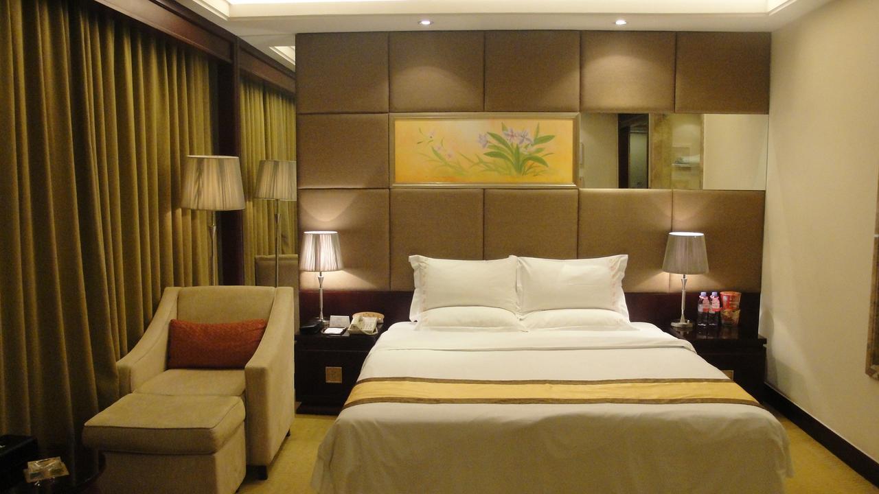 Hotel Harbour Metropolis Foshan Exterior foto