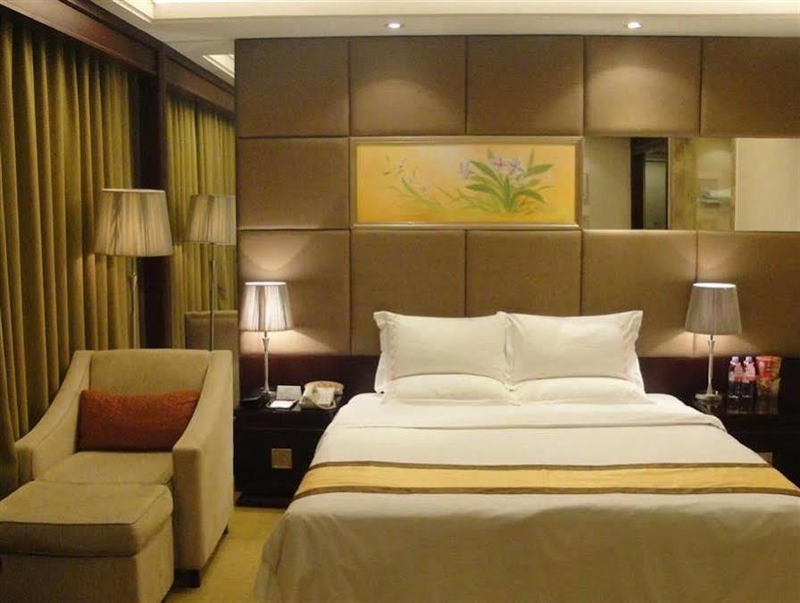 Hotel Harbour Metropolis Foshan Exterior foto
