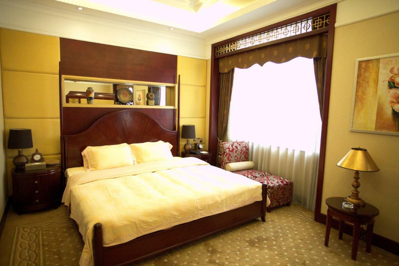 Hotel Harbour Metropolis Foshan Exterior foto