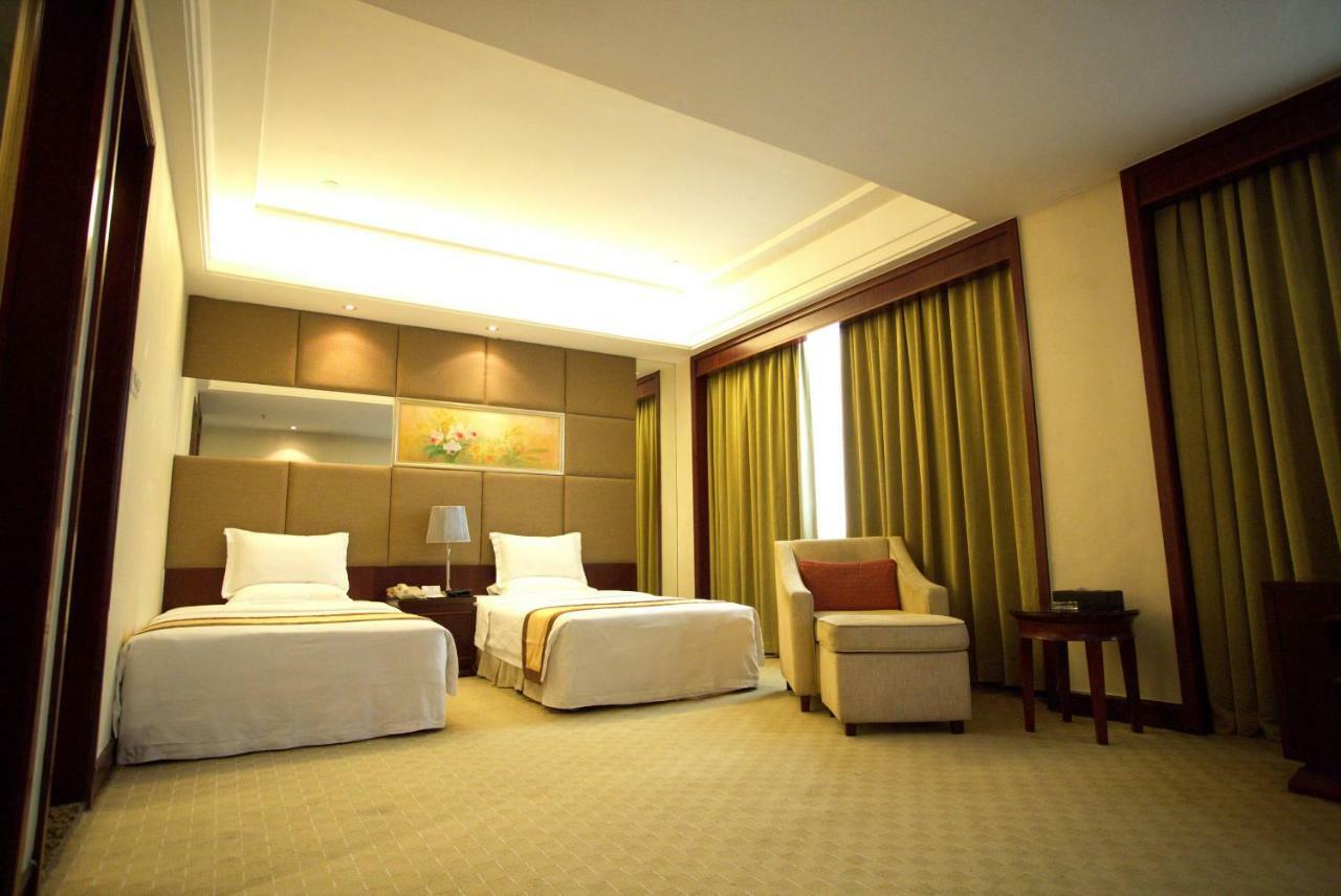 Hotel Harbour Metropolis Foshan Exterior foto
